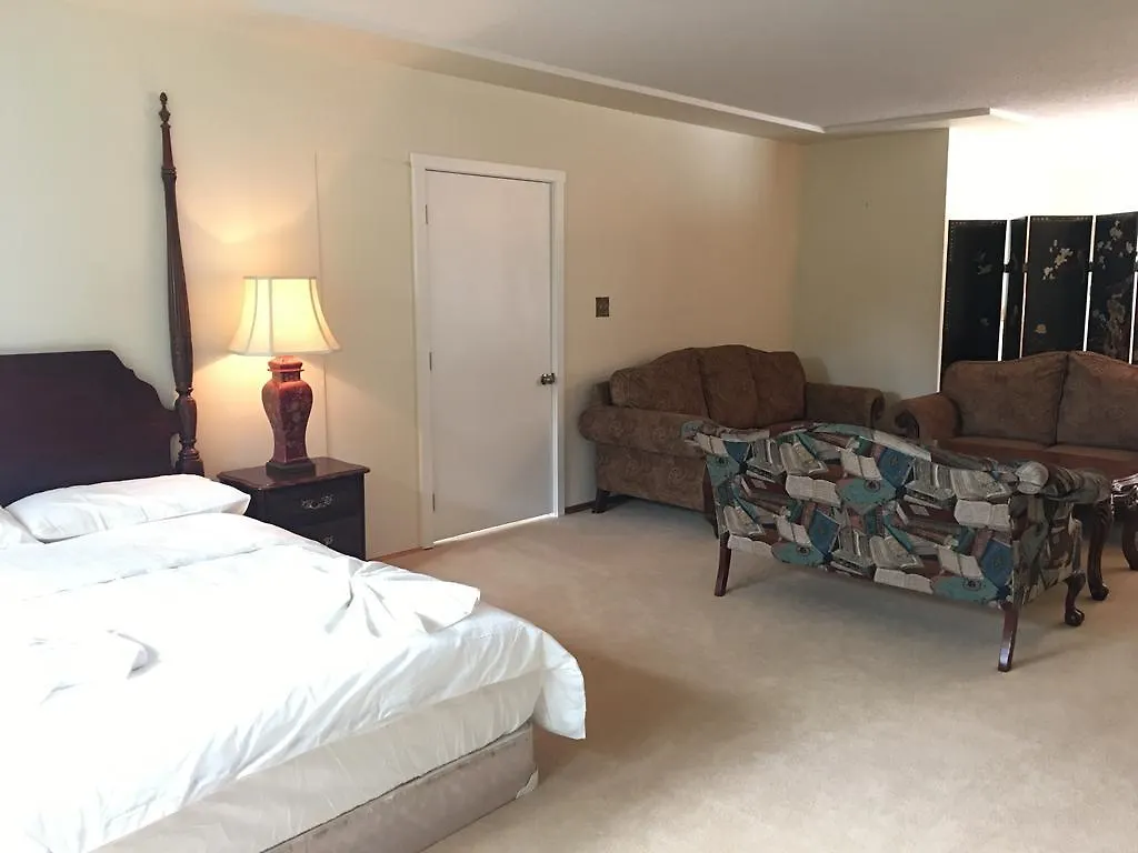 Churchill House Hotel Vancouver